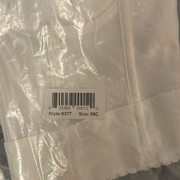 Brand New Bustier - Picture 5 of 5